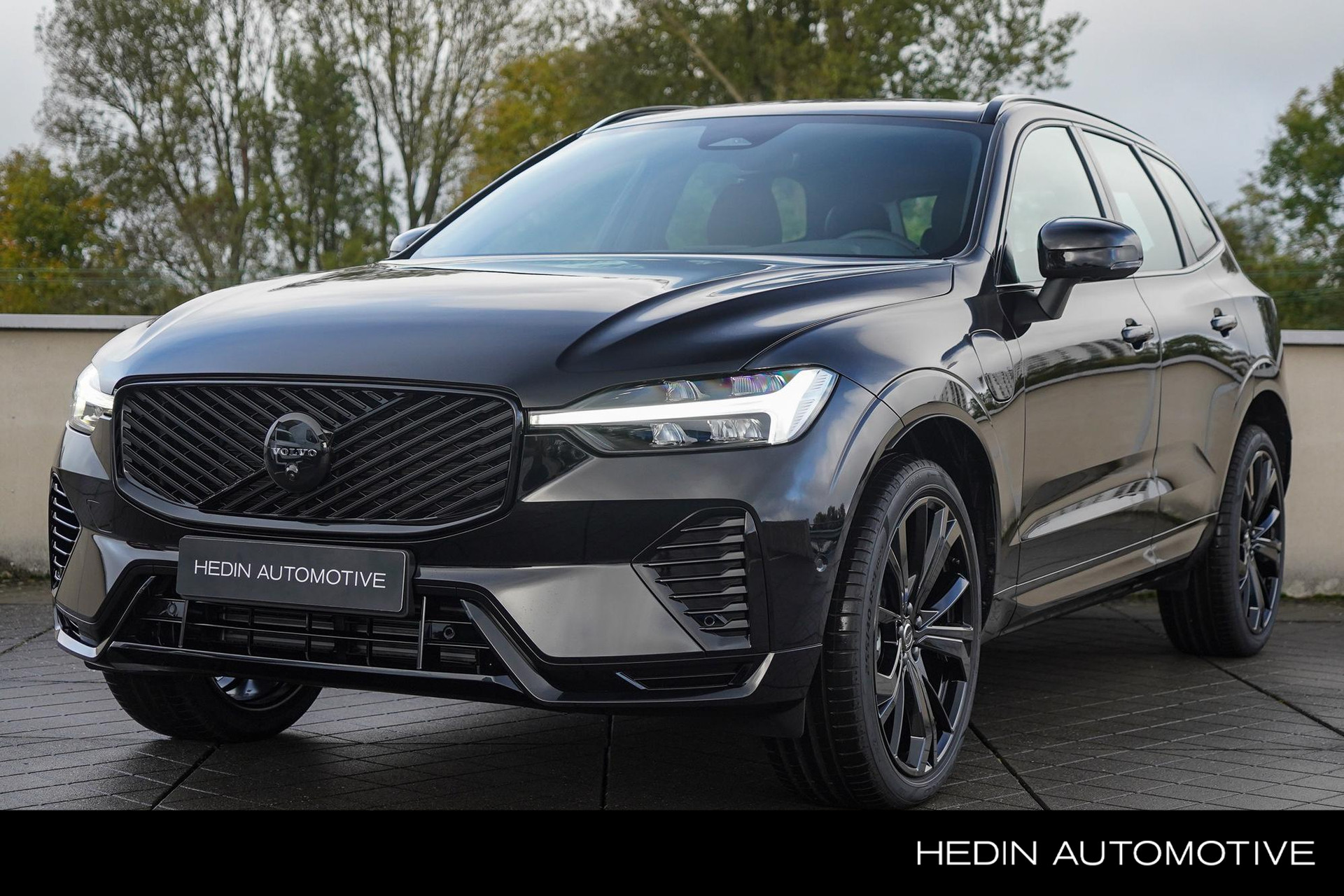 Volvo XC60 2.0 T6 Plug-in hybrid AWD Plus Black Edition Harman Kardon