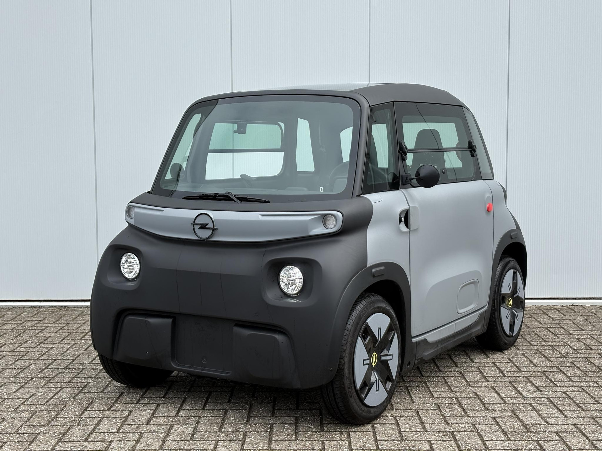 Opel Rocks-e Rocks-E Base