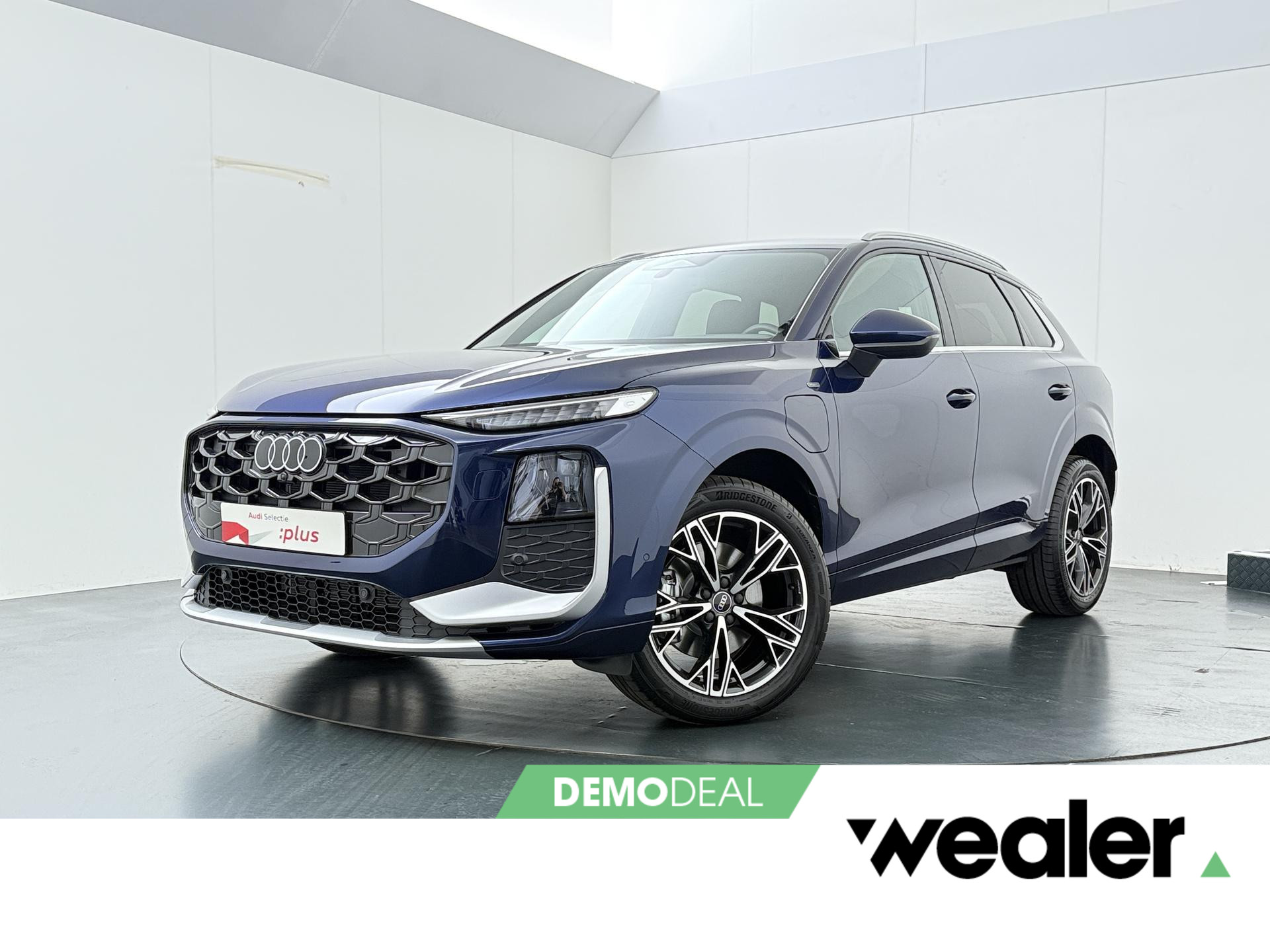 Audi Q3 S edition e-hybrid 200 kW / 272 PK