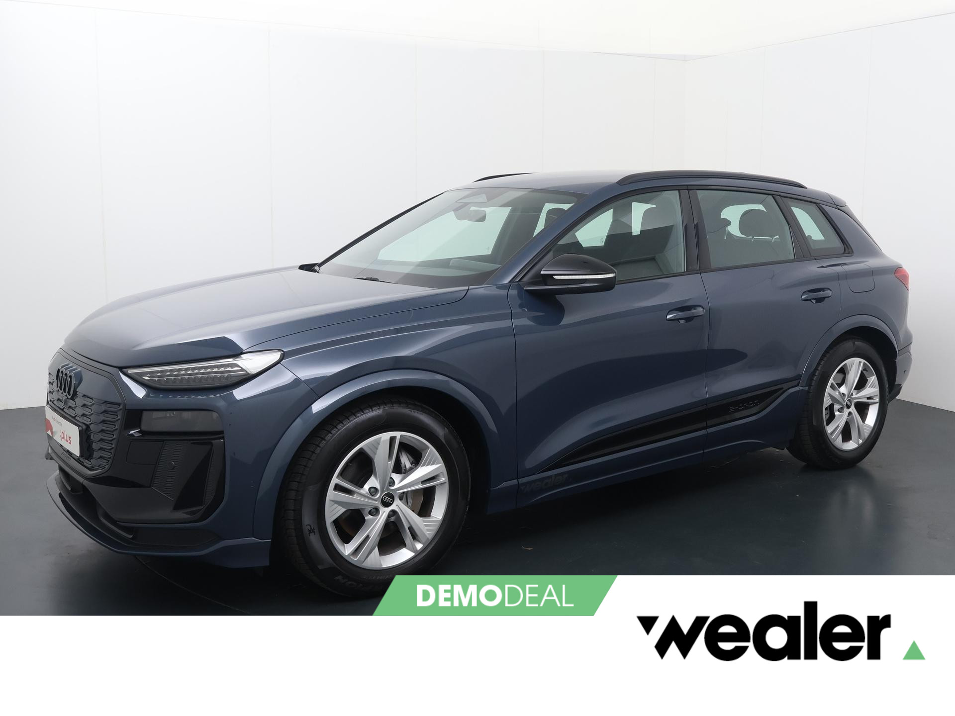 Audi Q6 e-tron S edition performance 100 kWh Matrix led koplampen / Rondomzicht camera / Luchtvering / Stuurwiel verwarmd / Voorstoelen verwarmd / Achterstoelen verwarmd