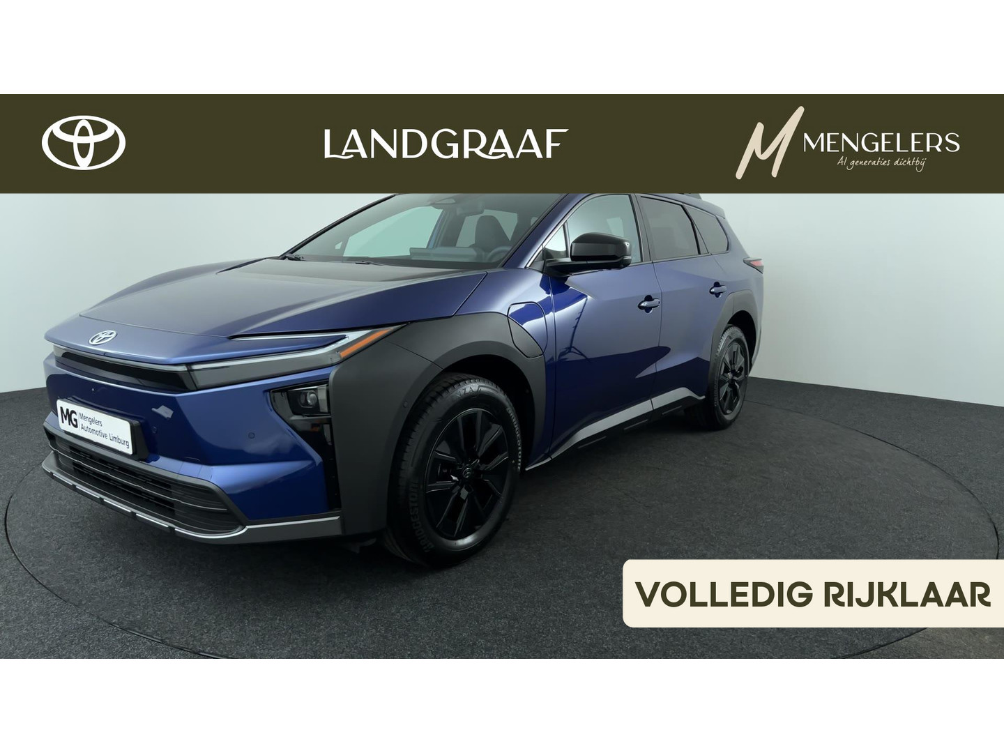 Toyota bZ4X Touring Executive AWD 75 kWh Genoemde prijs is exclusief metallic lak en kosten Rijklaarmaken. Vraag naar de speciale Aktiekorting in de showroom !!