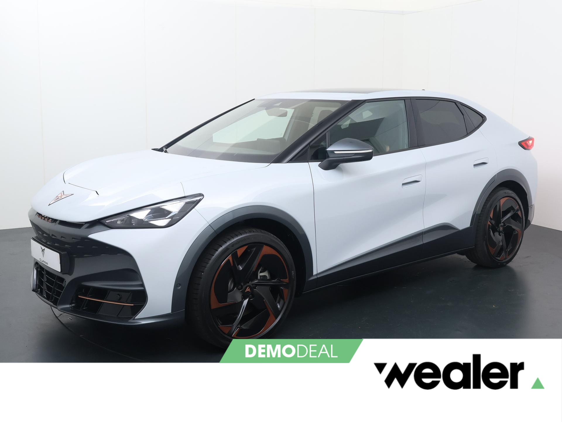 Cupra Tavascan Adrenaline 82 kWh Panoramadak, Head up display, Winterpack, 21 inch Katla Copper velgen